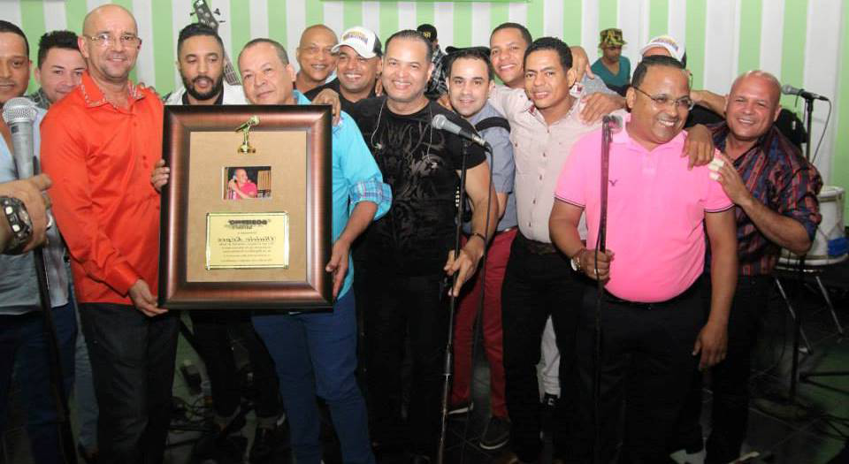 La mejor Fiesta de lo que va de Año con los lideres
